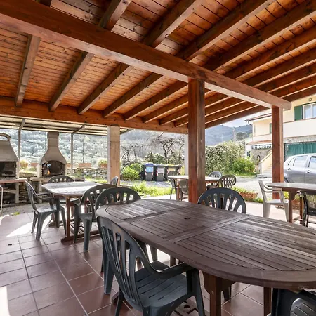 Piccolina By Interhome ディアーノ・カステッロ