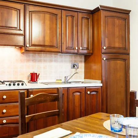 Piccolina By Interhome ディアーノ・カステッロ